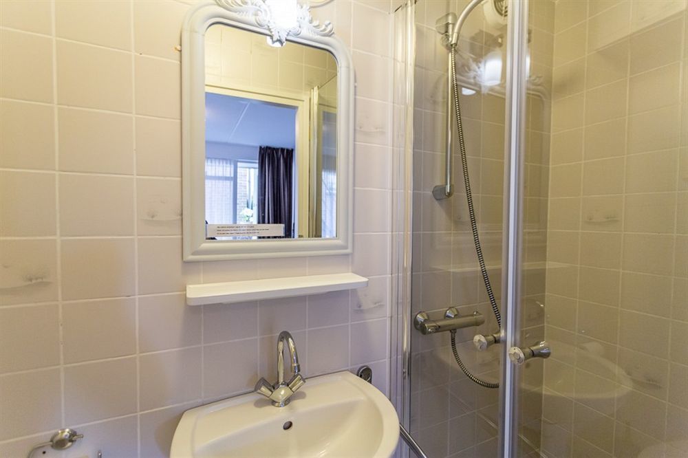 Hotel Van Renenpark Берген Экстерьер фото